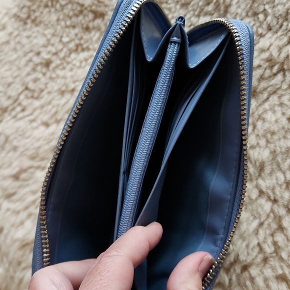 NWT Coach Light Khaki & Pool Leather Accordian Zip Long Wallet 💙🎁 - Picture 11 of 16